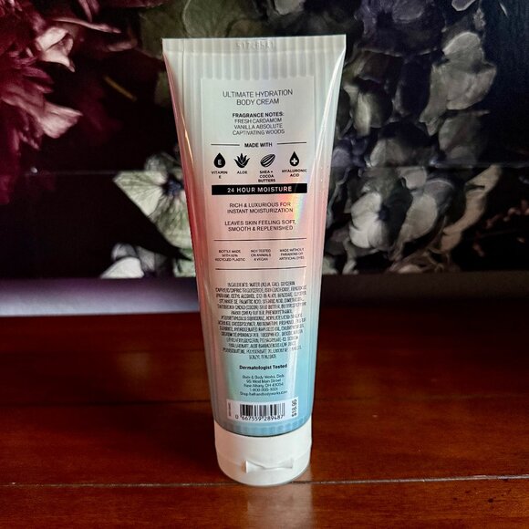 NEW VANILLA ROMANCE Body Cream Full Size Bath & Body Works - Picture 2 of 2